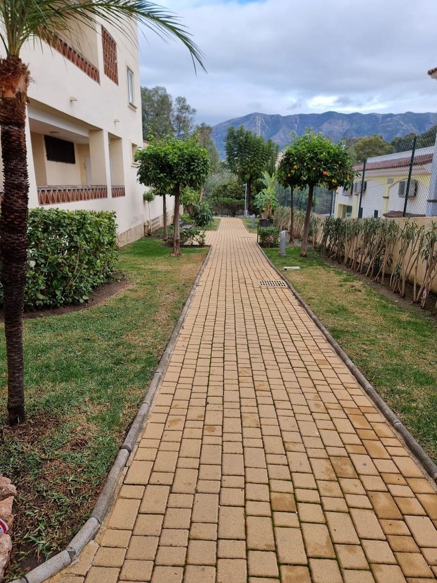 2 sypialnia Apartament na sprzedaż w La Cala Hills z basenem garażem - 320 000 € (Ref: 9506574)