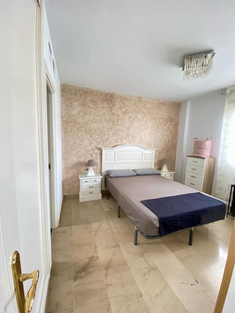 Apartamento de 1 habitación en Estepona en venta con piscina garaje - 325.000 € (Ref: 9506612)