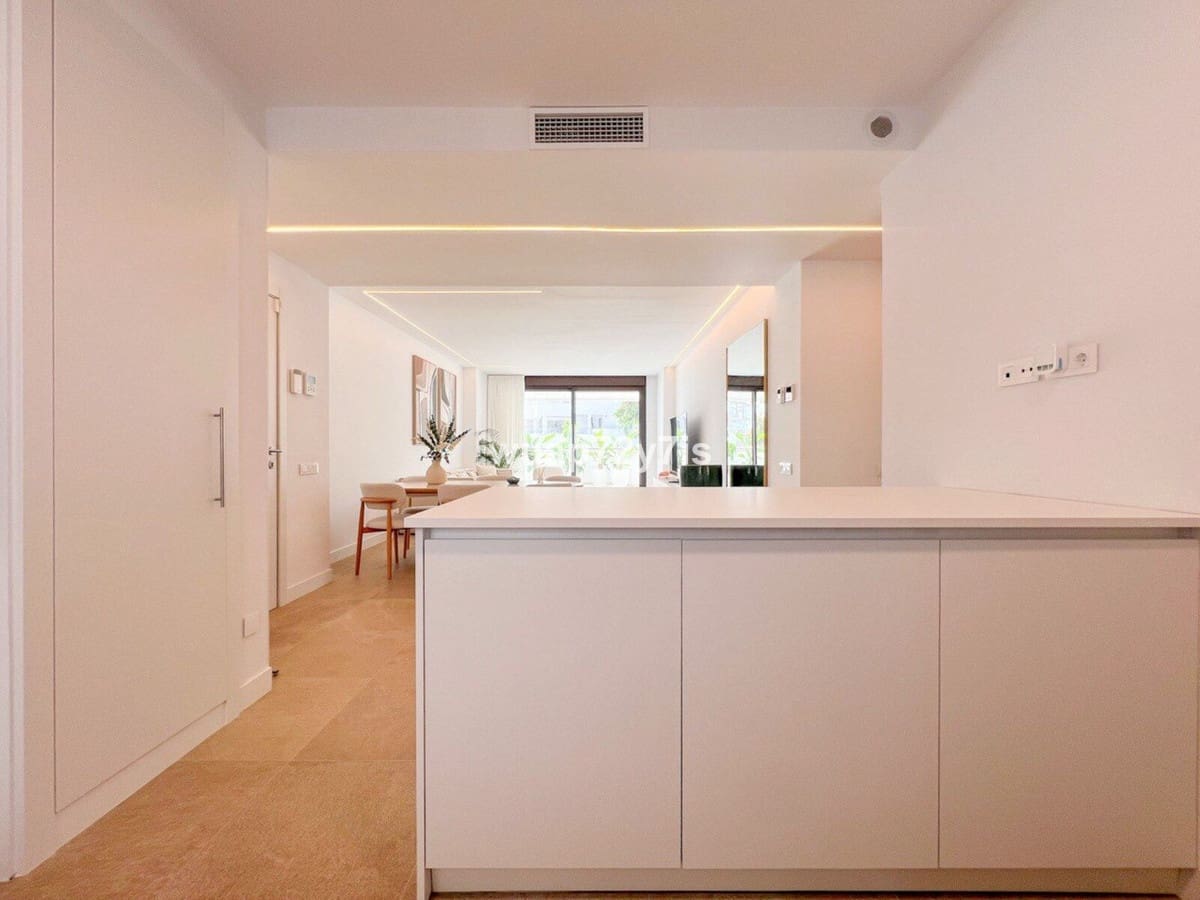 4 bedroom Apartment for sale in Estepona with pool garage - € 850,000 (Ref: 9506631)