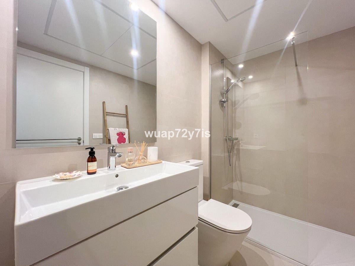 4 bedroom Apartment for sale in Estepona with pool garage - € 850,000 (Ref: 9506631)