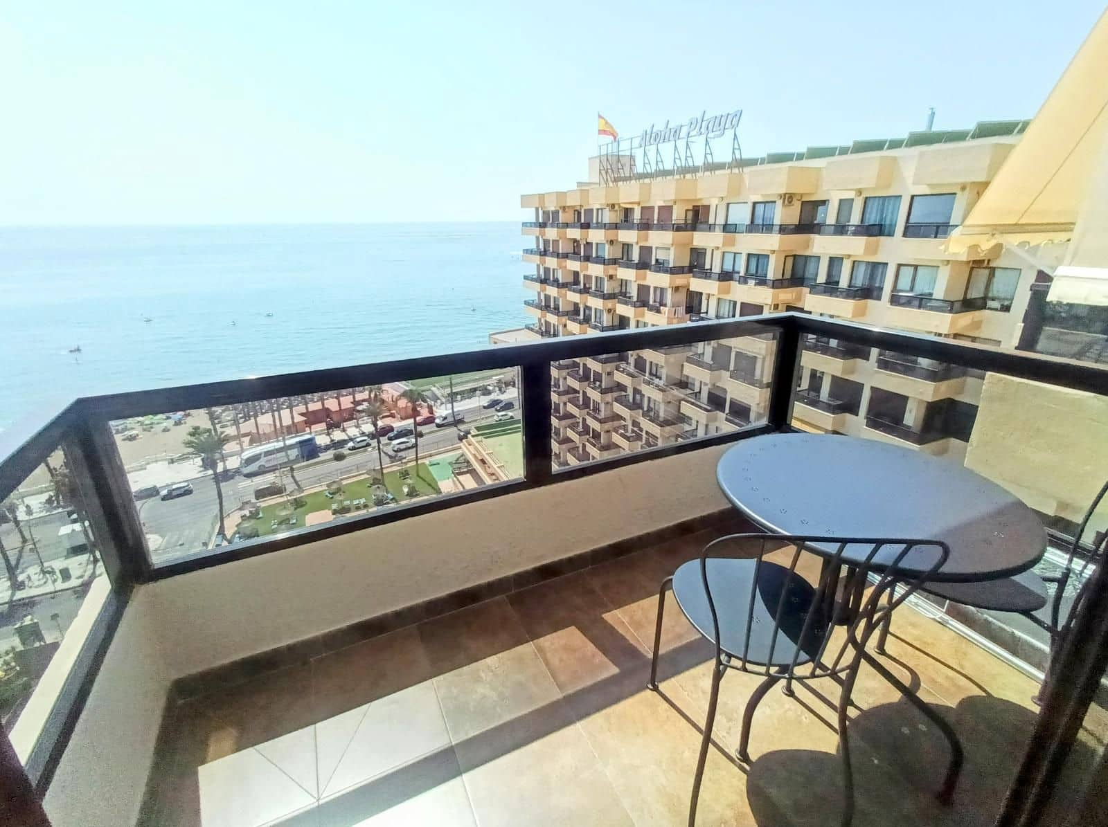 Apartment for sale in Benalmadena Costa with pool - € 330,000 (Ref: 9506767)