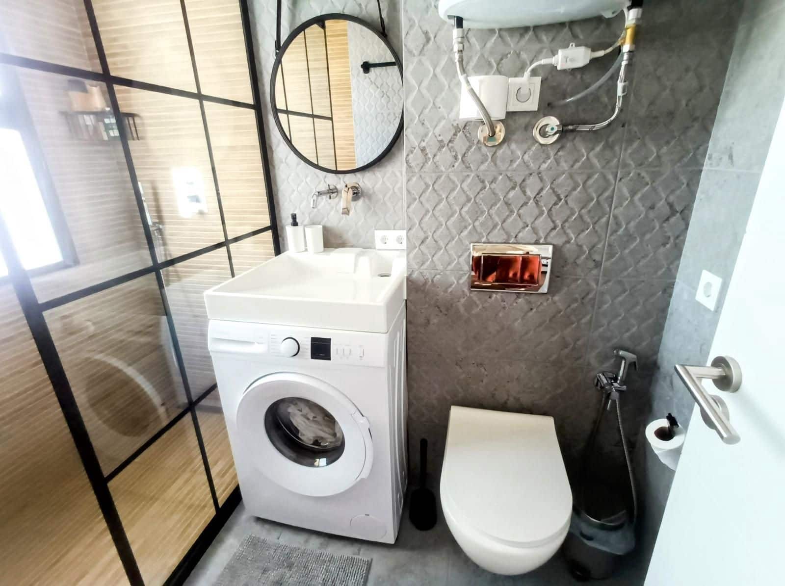 Apartment for sale in Benalmadena Costa with pool - € 330,000 (Ref: 9506767)