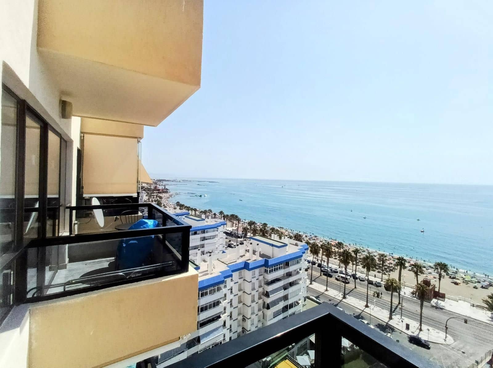Apartment for sale in Benalmadena Costa with pool - € 330,000 (Ref: 9506767)
