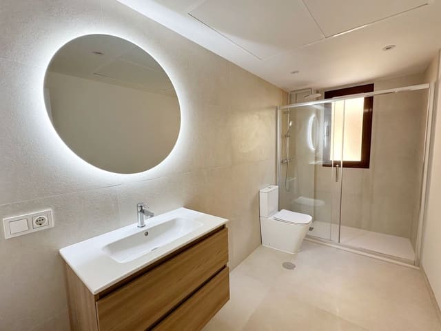 2 soverom Leilighet til salgs i El Paraiso, Estepona med svømmebasseng - € 335 000 (Ref: 9506802)