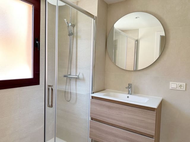 2 soverom Leilighet til salgs i El Paraiso, Estepona med svømmebasseng - € 335 000 (Ref: 9506802)