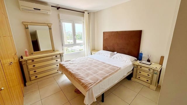 3 quarto Apartamento para venda em Nueva Andalucia, Marbella - 339 000 € (Ref: 9506812)