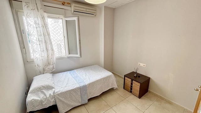 3 quarto Apartamento para venda em Nueva Andalucia, Marbella - 339 000 € (Ref: 9506812)