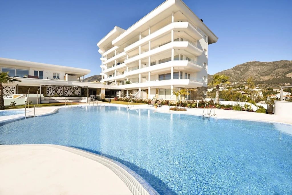 3 Zimmer Apartment zu verkaufen in Fuengirola mit Pool - 695.000 € (Ref: 9506814)