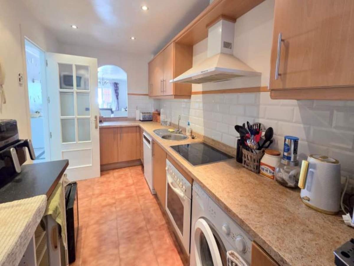 2 chambre Appartement à vendre à La Duquesa / Puerto de la Duquesa avec piscine garage - 280 000 € (Ref: 9508069)