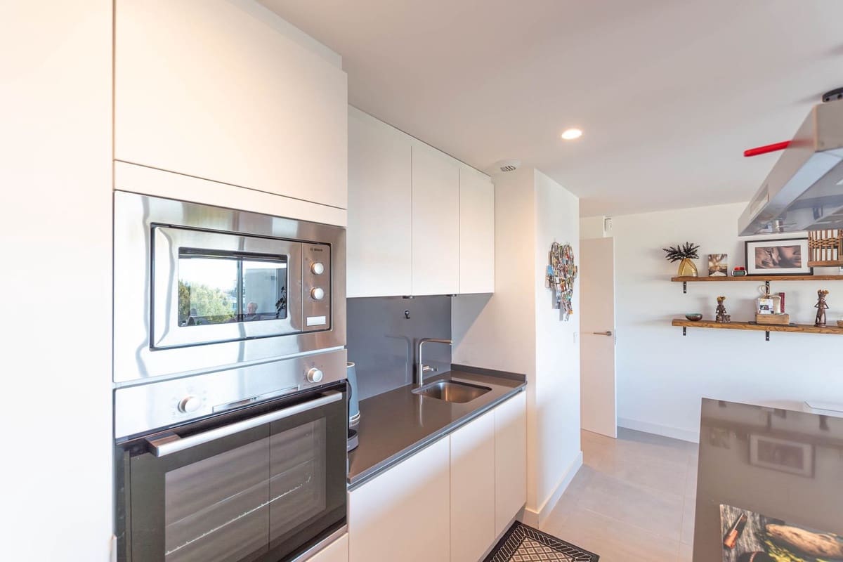 2 quarto Apartamento para venda em New Golden Mile com piscina garagem - 495 000 € (Ref: 9508071)