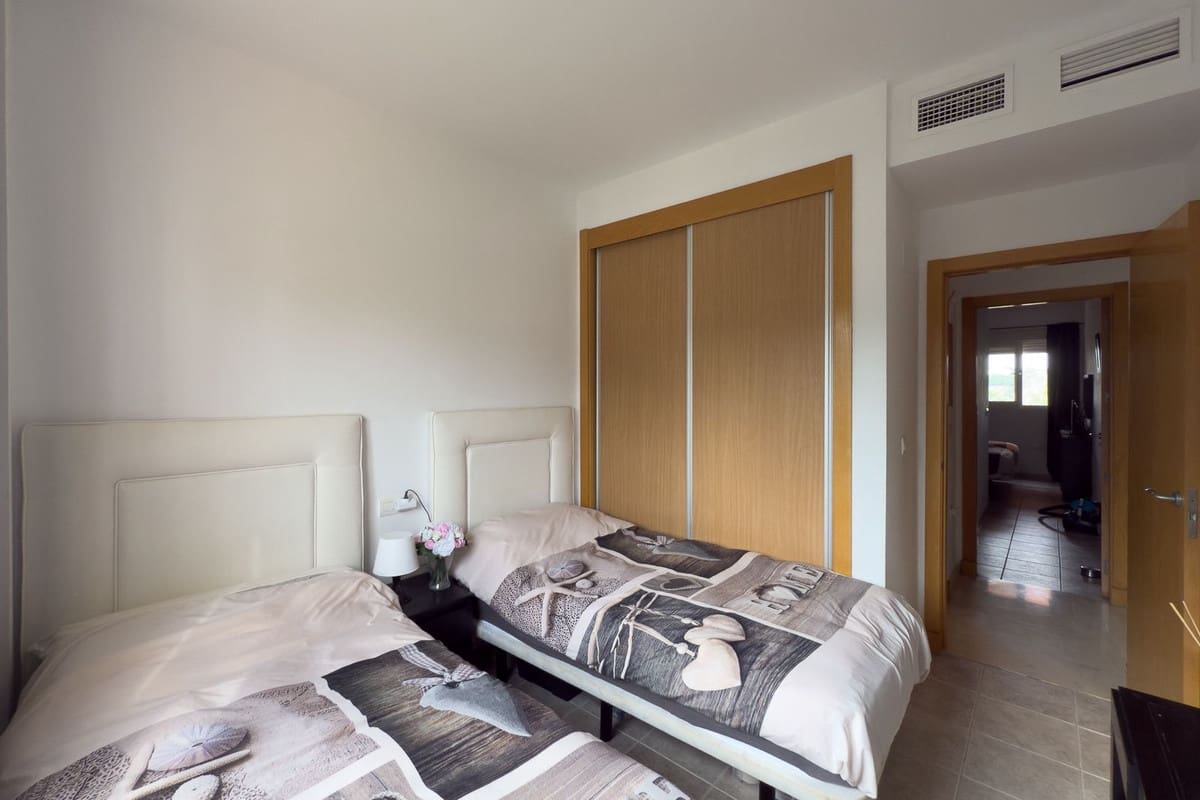 2 bedroom Penthouse for sale in Casares with pool garage - € 275,000 (Ref: 9508073)