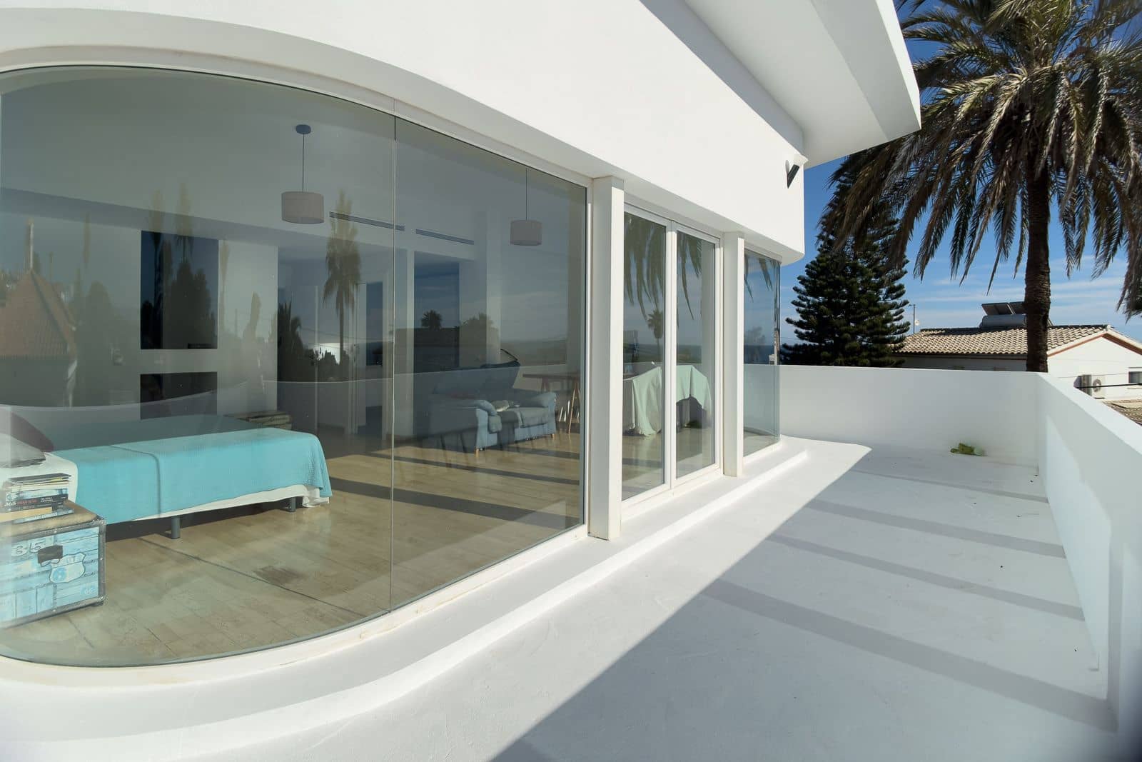 3 soveværelse Villa til salg i Mijas Costa med swimmingpool garage - € 995.000 (Ref: 9508074)