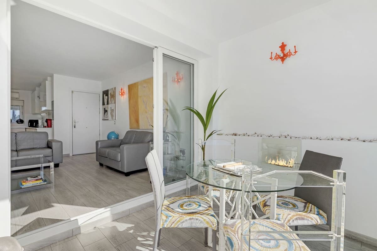 Apartamento de 2 habitaciones en Málaga ciudad en venta con piscina garaje - 375.000 € (Ref: 9508077)