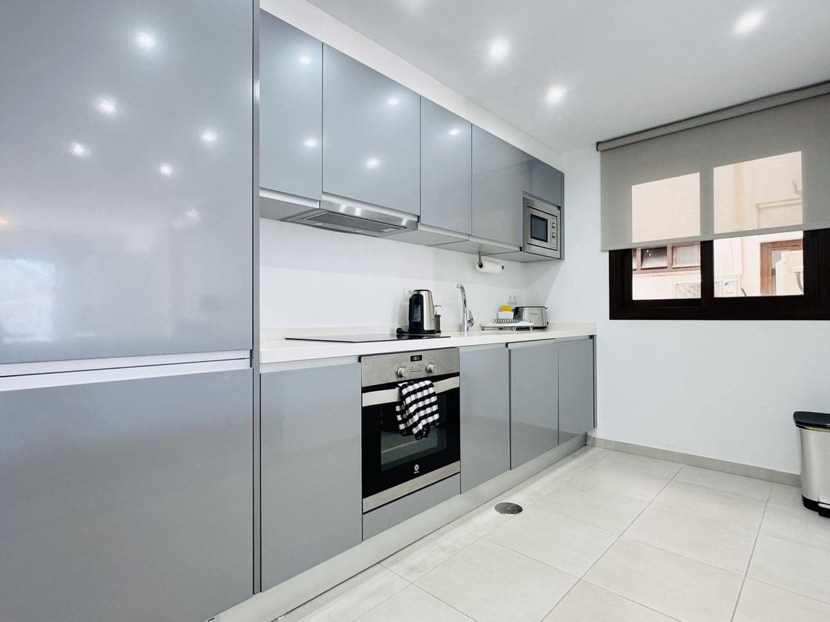 2 bedroom Apartment for sale in Manilva with pool garage - € 380,000 (Ref: 9508083)