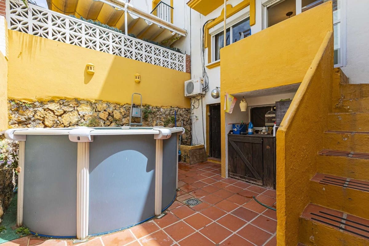 4 quarto Casa em Banda para venda em Marbella com piscina garagem - 550 000 € (Ref: 9508086)