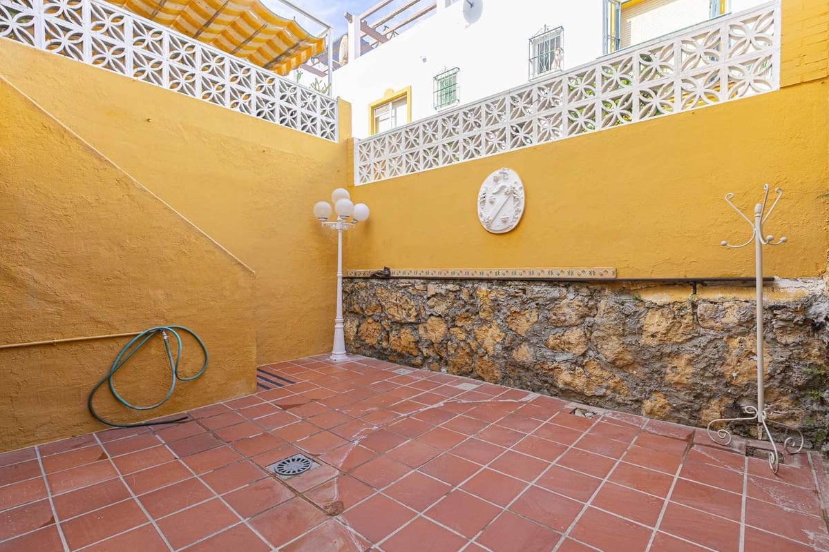 4 quarto Casa em Banda para venda em Marbella com piscina garagem - 550 000 € (Ref: 9508086)