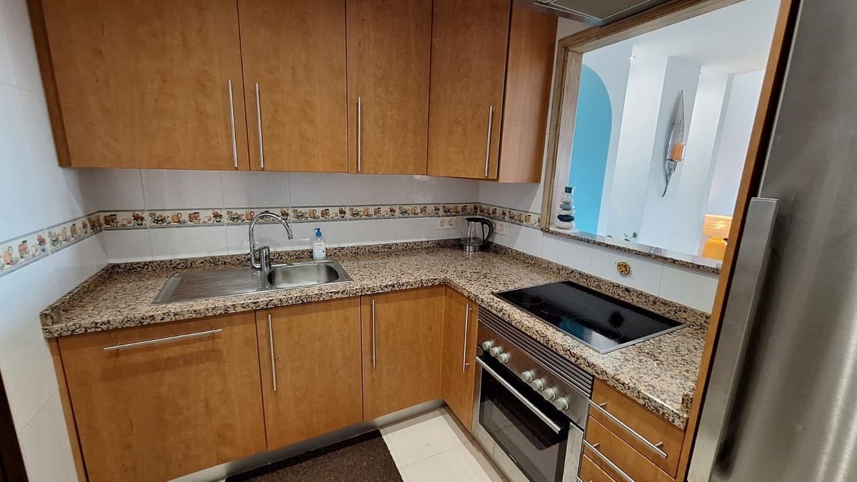 2 bedroom Apartment for sale in Manilva with pool garage - € 310,000 (Ref: 9508090)