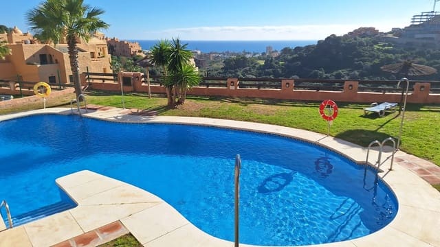 2 bedroom Apartment for sale in Puerto de la Duquesa, Manilva with pool garage - € 310,000 (Ref: 9508090)
