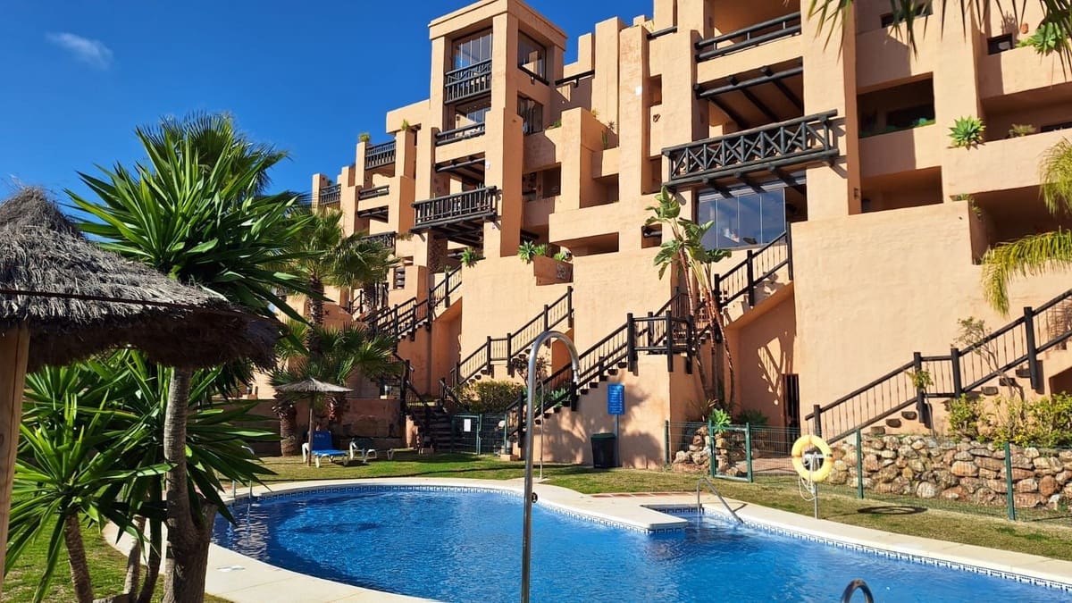 2 bedroom Apartment for sale in Manilva with pool garage - € 310,000 (Ref: 9508090)