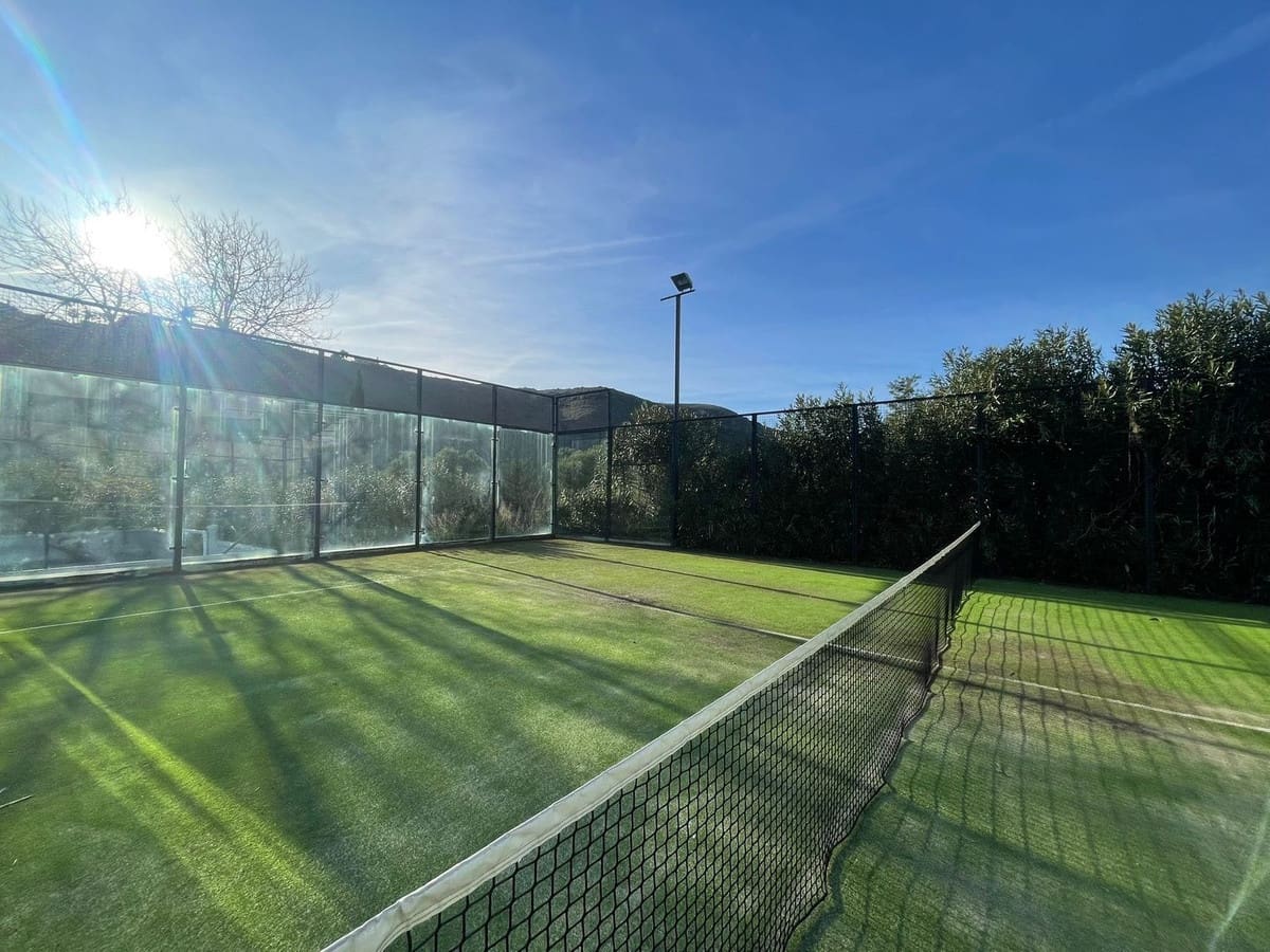 3 soveværelse Byhus til salg i Manilva med swimmingpool garage - € 600.000 (Ref: 9508092)