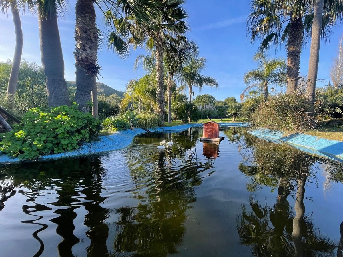 3 soveværelse Byhus til salg i Manilva med swimmingpool garage - € 600.000 (Ref: 9508092)