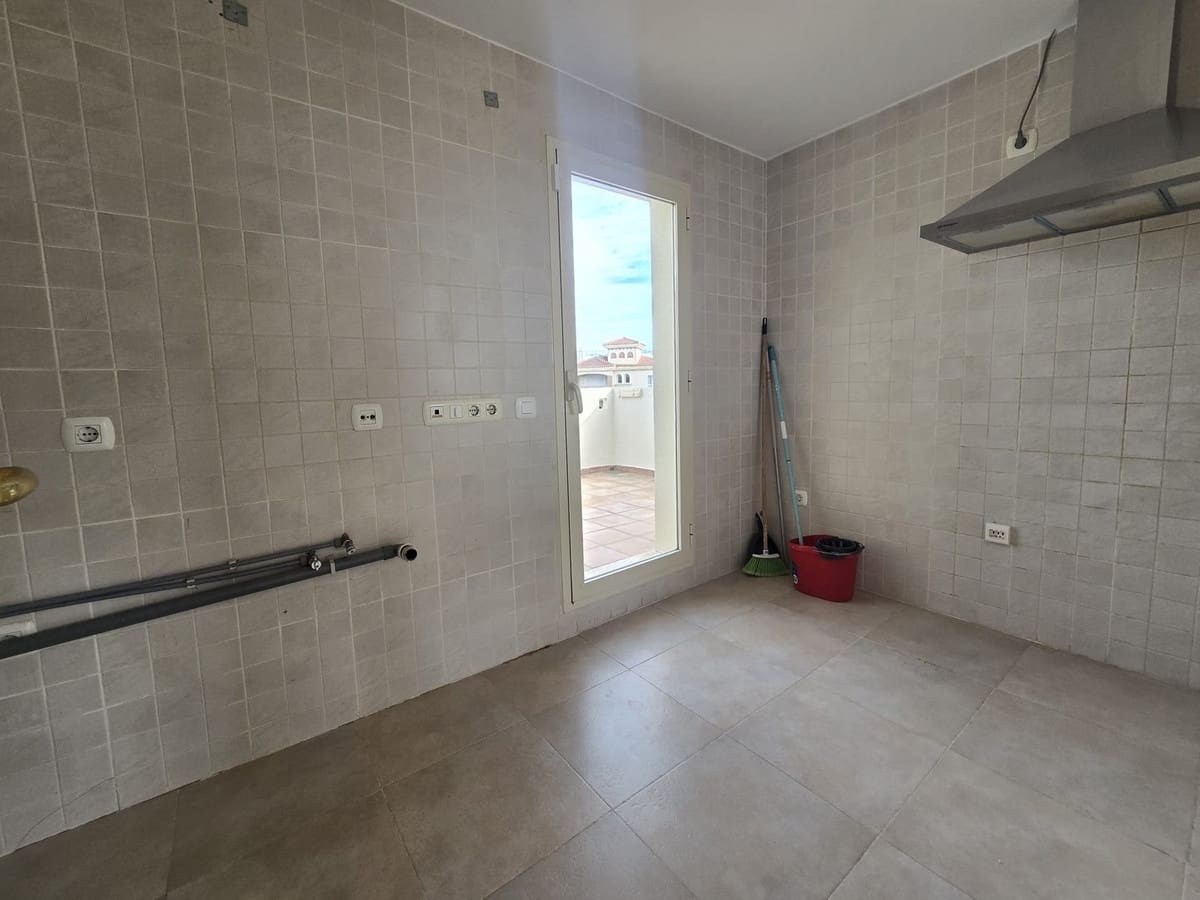 2 bedroom Penthouse for sale in Riviera del Sol with garage - € 340,000 (Ref: 9509443)