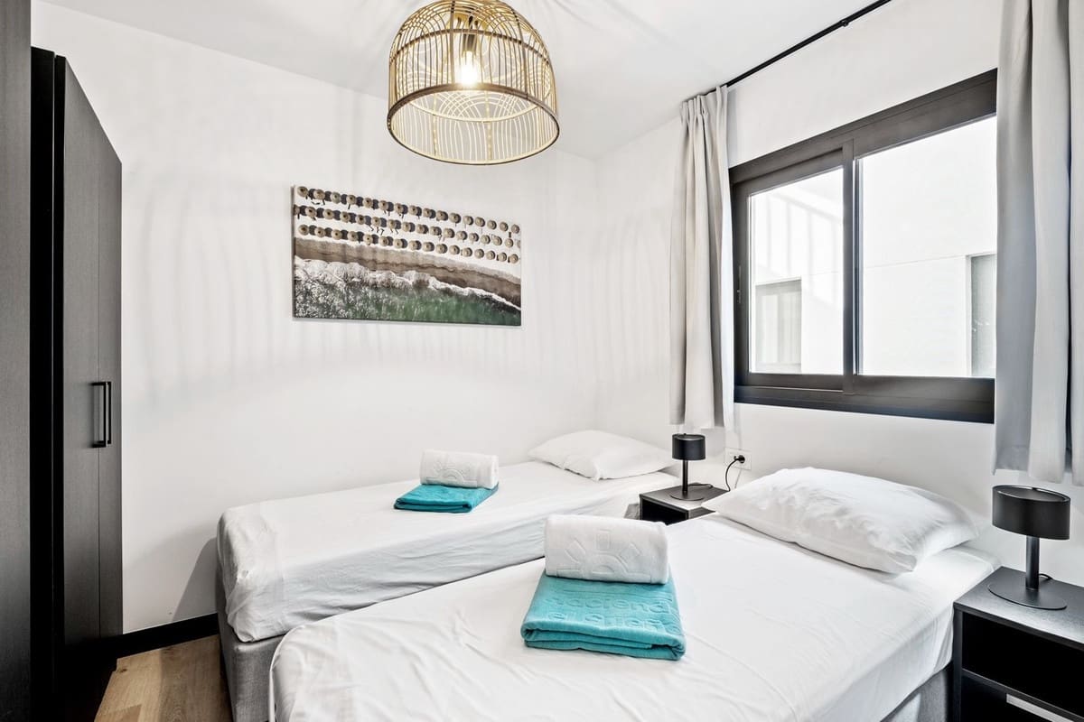 Apartamento de 3 habitaciones en Mijas en venta con piscina garaje - 345.000 € (Ref: 9509446)