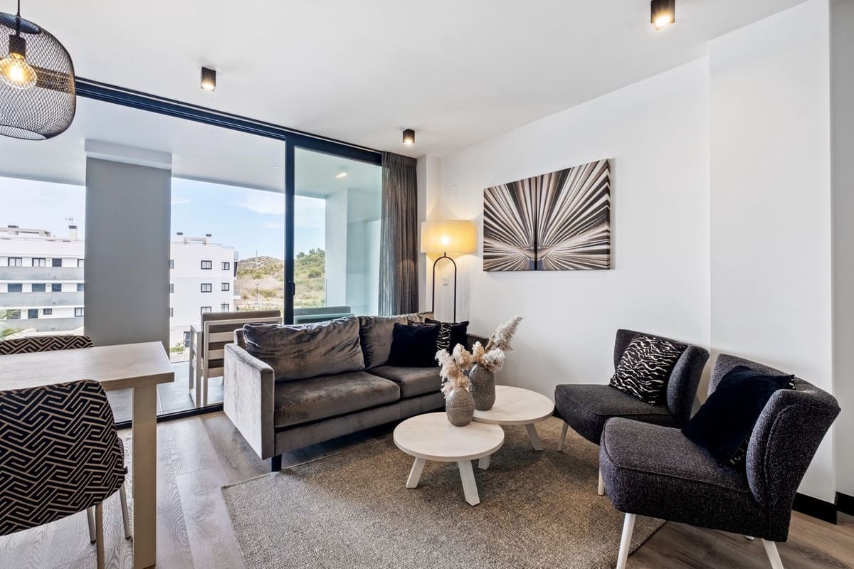 Apartamento de 3 habitaciones en Mijas en venta con piscina garaje - 345.000 € (Ref: 9509446)