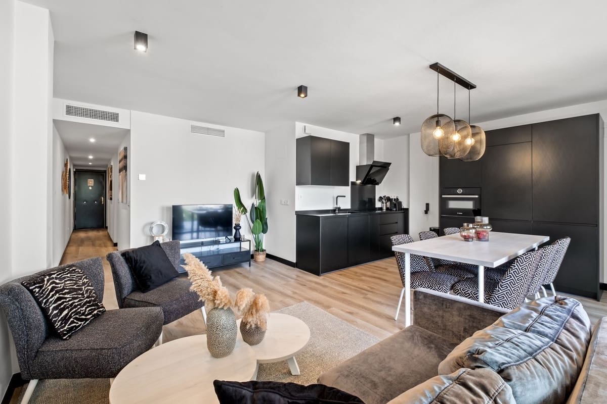 Apartamento de 3 habitaciones en Mijas en venta con piscina garaje - 345.000 € (Ref: 9509446)