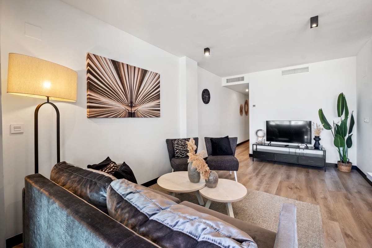 Apartamento de 3 habitaciones en Mijas en venta con piscina garaje - 345.000 € (Ref: 9509446)