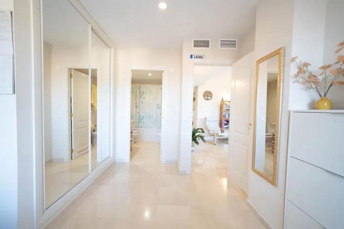 2 quarto Apartamento para venda em Calahonda com piscina - 349 000 € (Ref: 9509733)