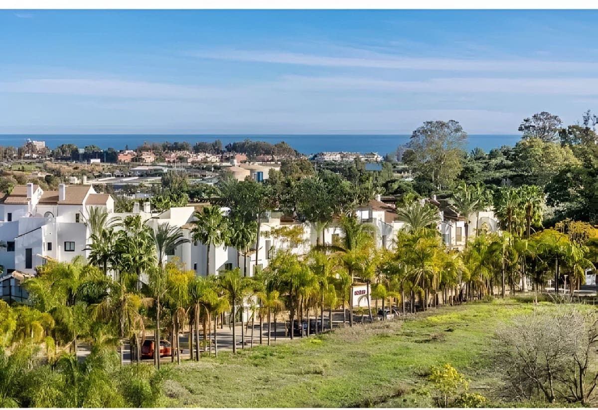 3 soveværelse Penthouse til salg i New Golden Mile med swimmingpool garage - € 349.000 (Ref: 9509977)