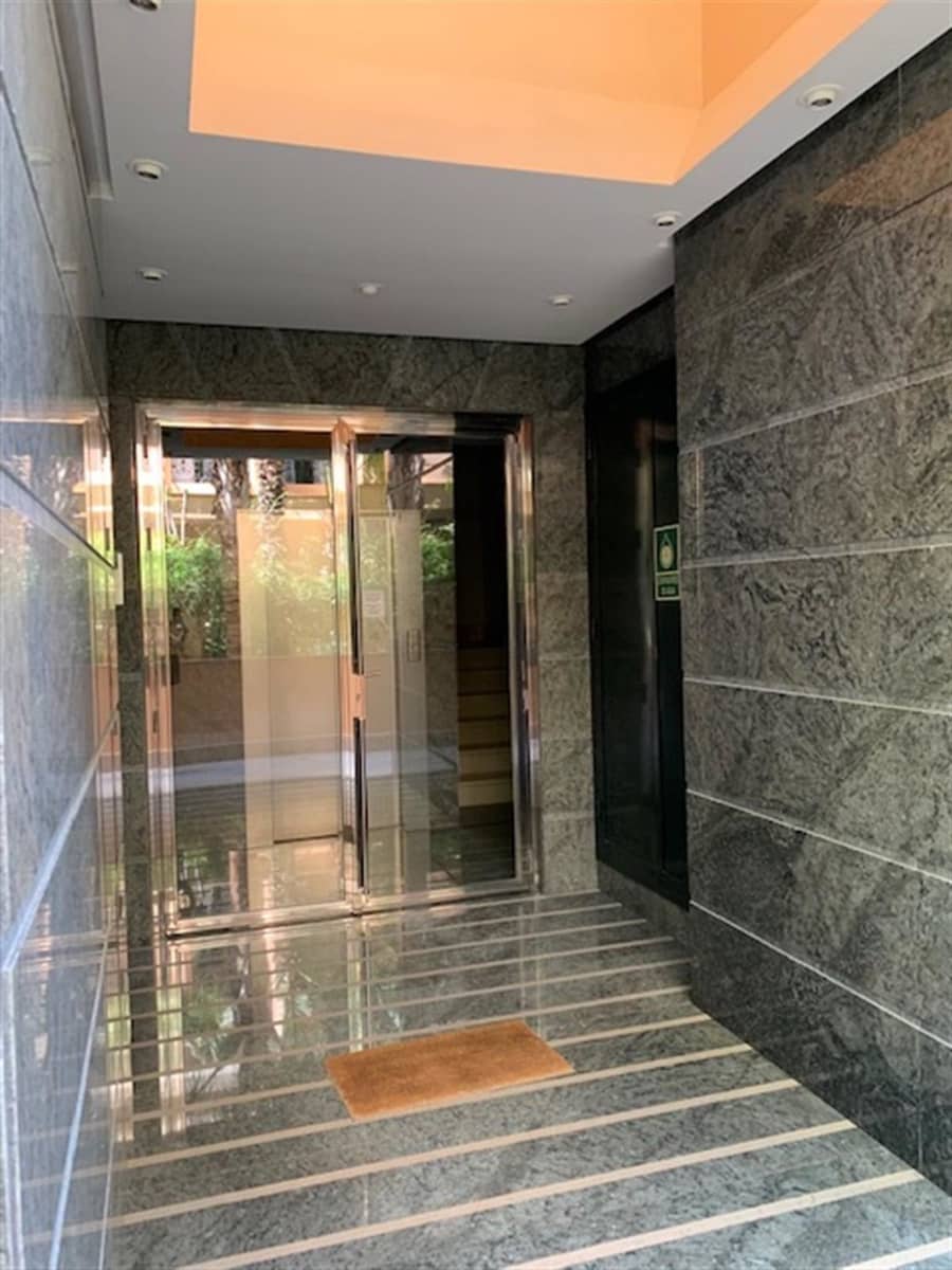 1 soverom Leilighet til salgs i Nueva Andalucia med svømmebasseng garasje - € 350 000 (Ref: 9510164)