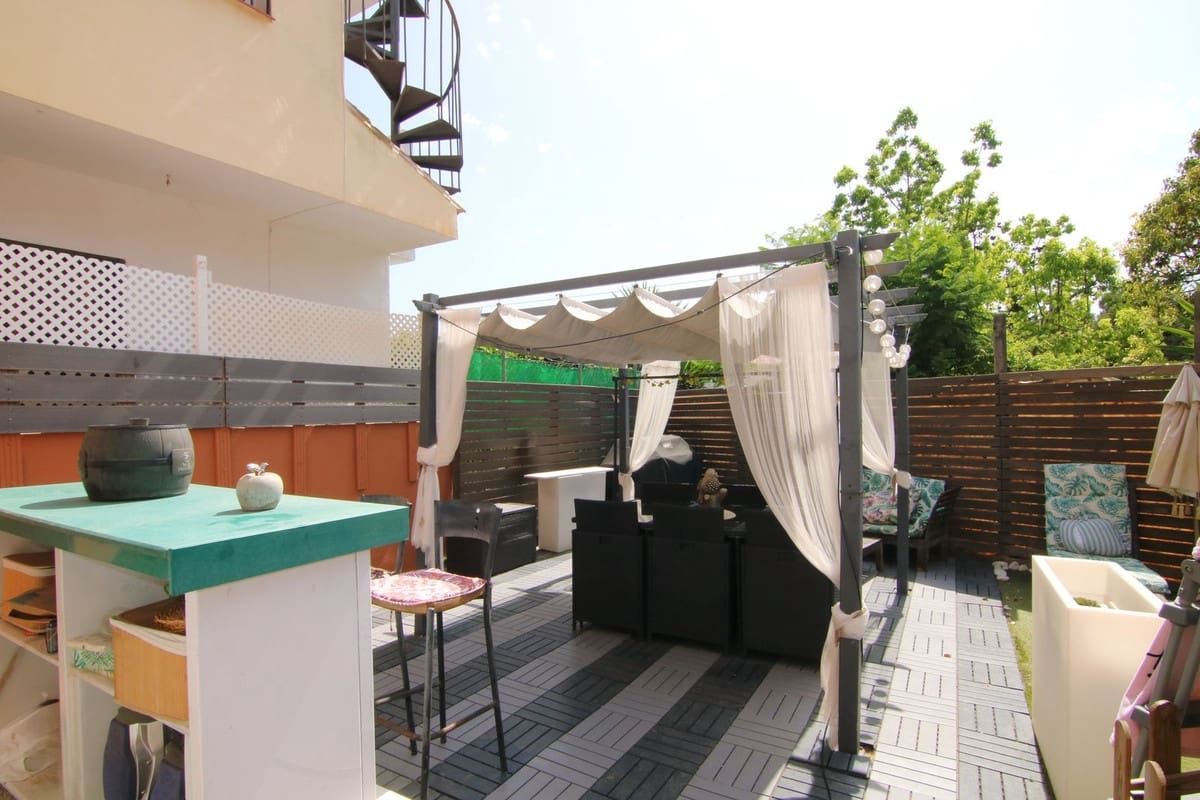 3 bedroom Townhouse for sale in Mijas with pool - € 350,000 (Ref: 9510172)