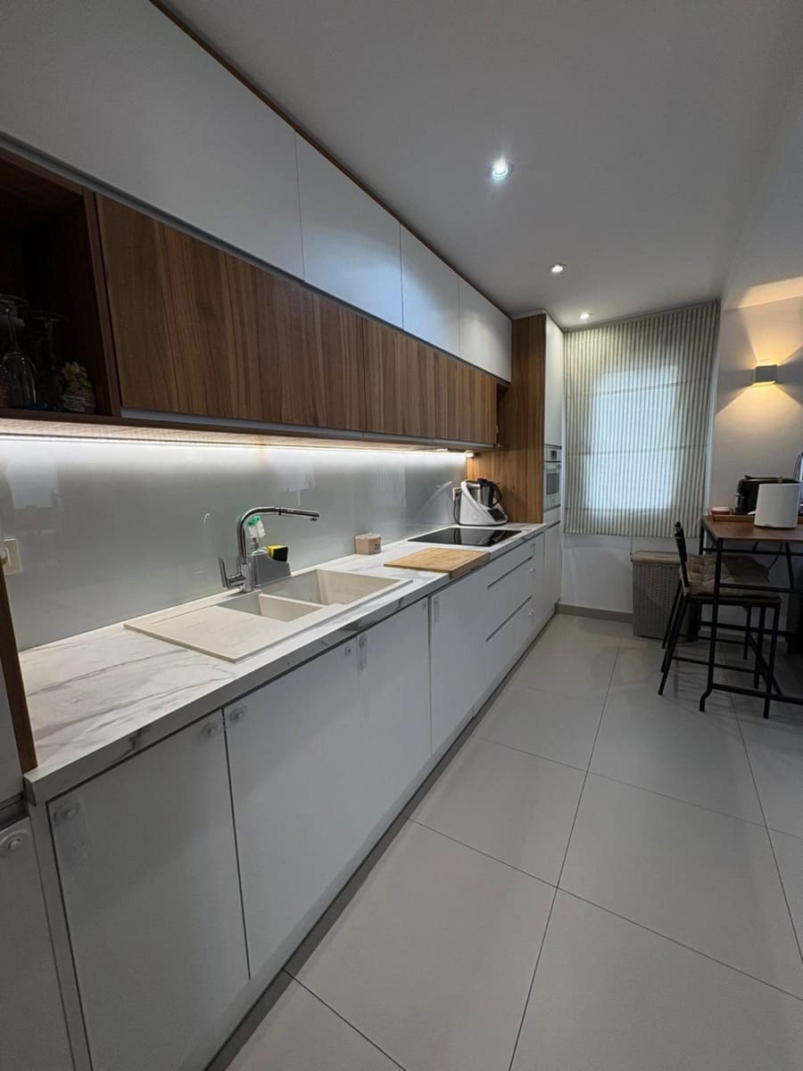 2 sovrum Lägenhet till salu i Marbella - 415 000 € (Ref: 9510180)