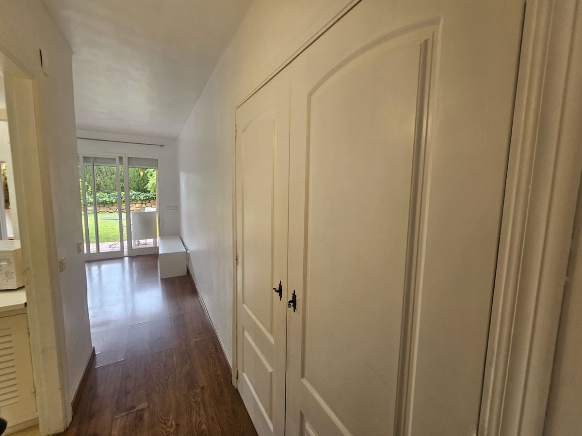 4 quarto Apartamento para venda em Calahonda com piscina - 419 500 € (Ref: 9515862)