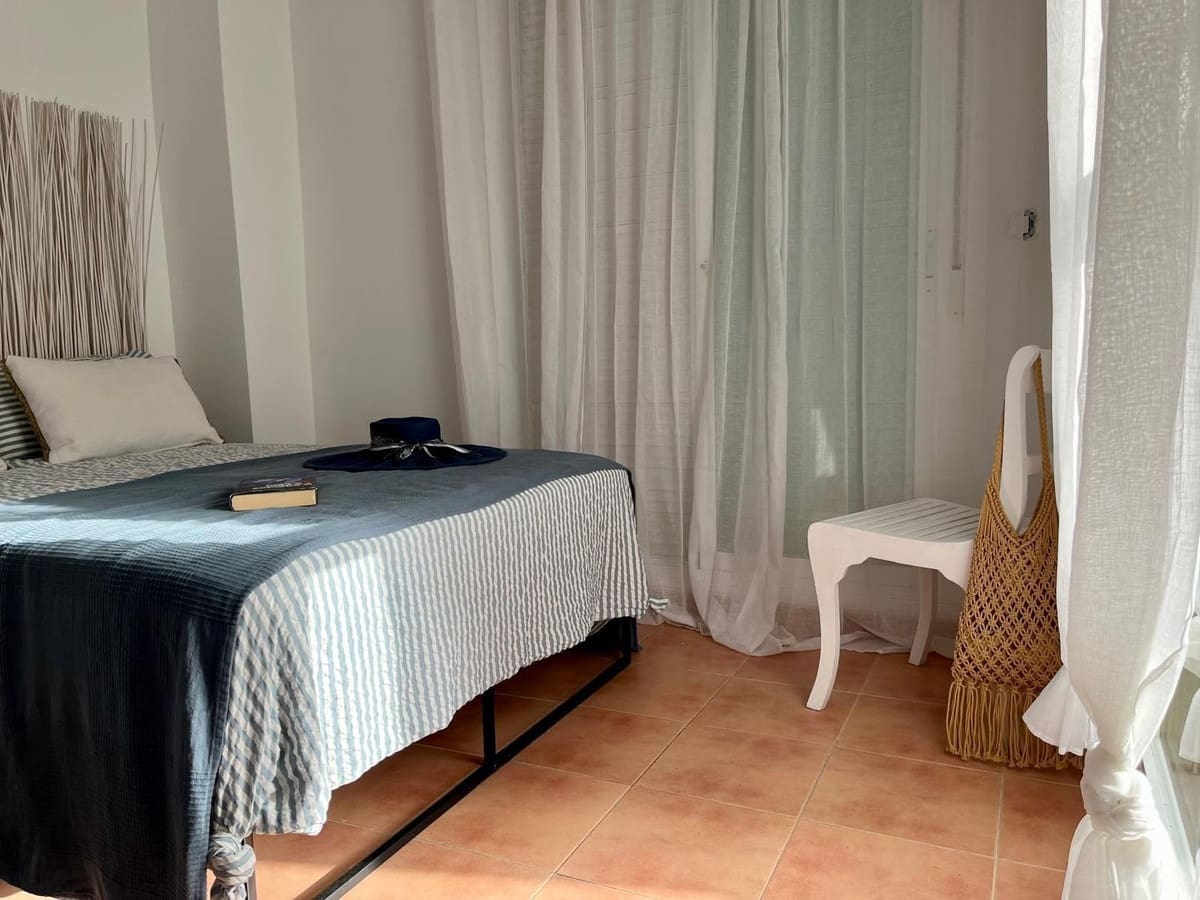 3 bedroom Semi-detached Villa for sale in Manilva with pool - € 420,000 (Ref: 9515867)