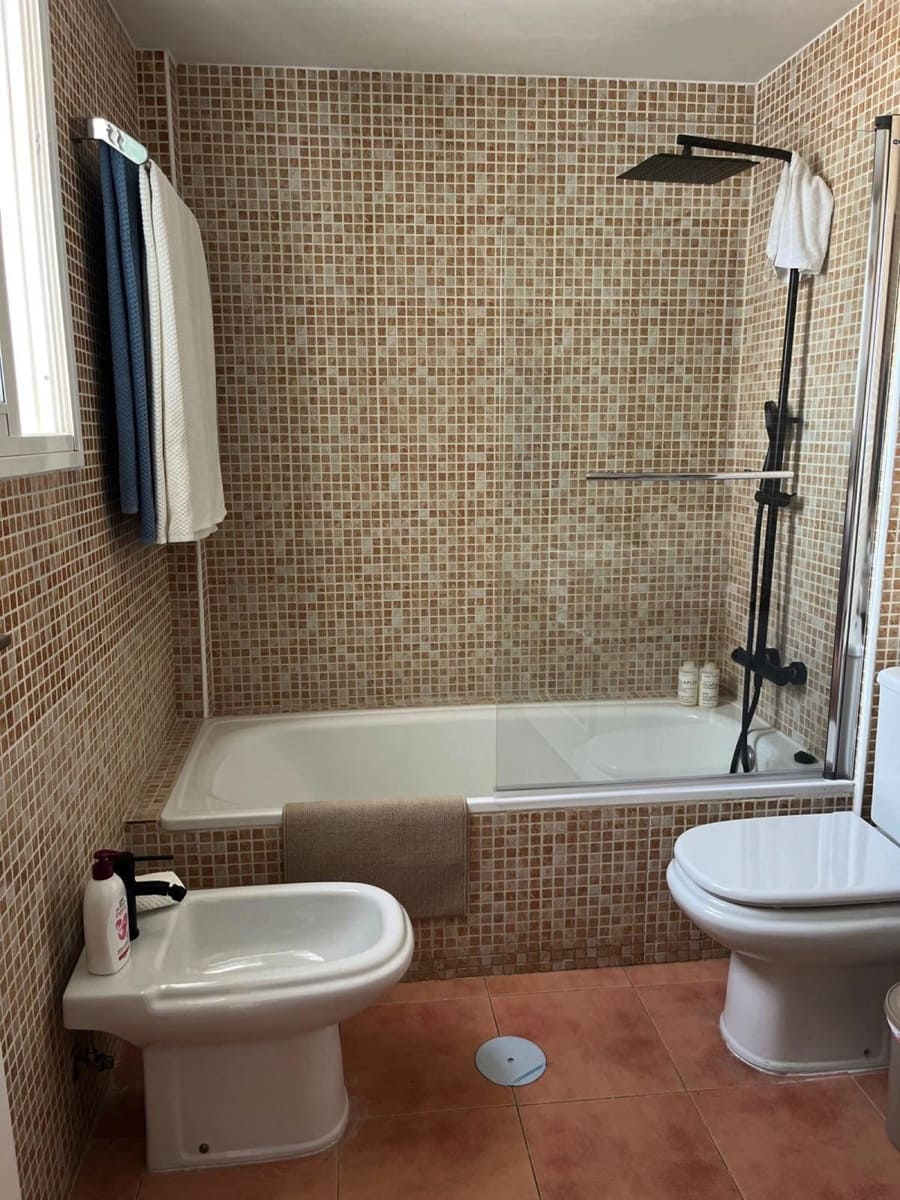 3 bedroom Semi-detached Villa for sale in Manilva with pool - € 420,000 (Ref: 9515867)