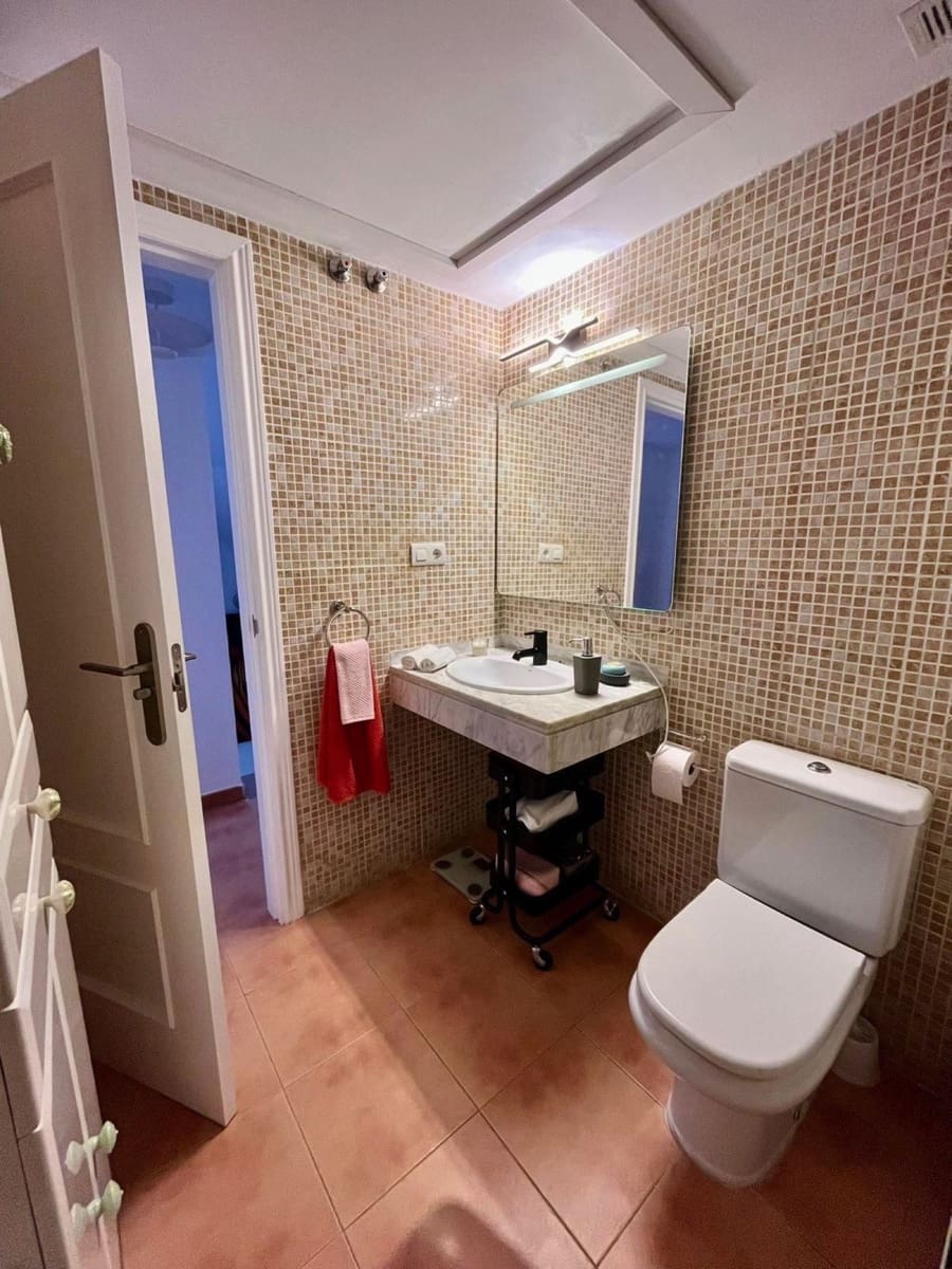 3 bedroom Semi-detached Villa for sale in Manilva with pool - € 420,000 (Ref: 9515867)