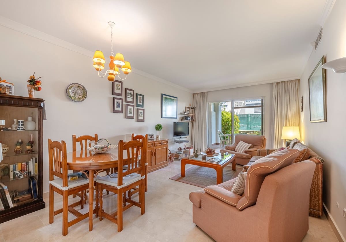 2 soverom Leilighet til salgs i Nueva Andalucia - € 425 000 (Ref: 9516425)