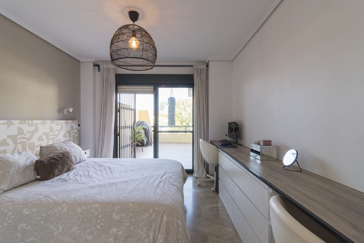 2 bedroom Apartment for sale in New Golden Mile with pool - € 425,000 (Ref: 9516426)