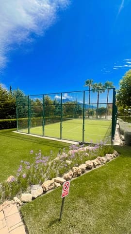 2 bedroom Apartment for sale in Benahavís with garage - € 425,000 (Ref: 9516429)