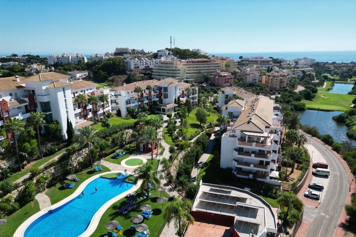 2 quarto Apartamento para venda em Riviera del Sol com piscina - 425 000 € (Ref: 9516455)