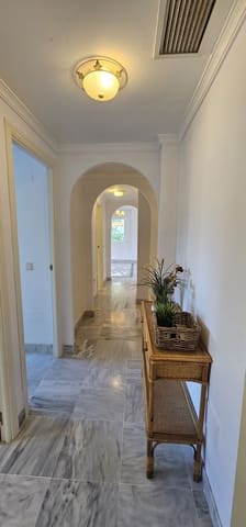 Apartamento de 3 habitaciones en Marbella en venta con piscina - 425.000 € (Ref: 9516456)