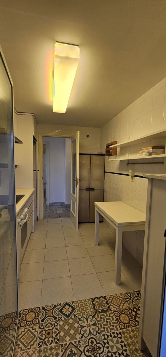 Apartamento de 3 habitaciones en Marbella en venta con piscina - 425.000 € (Ref: 9516456)