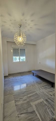 Apartamento de 3 habitaciones en Marbella en venta con piscina - 425.000 € (Ref: 9516456)