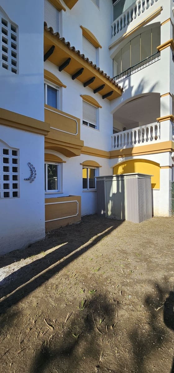 Apartamento de 3 habitaciones en Marbella en venta con piscina - 425.000 € (Ref: 9516456)