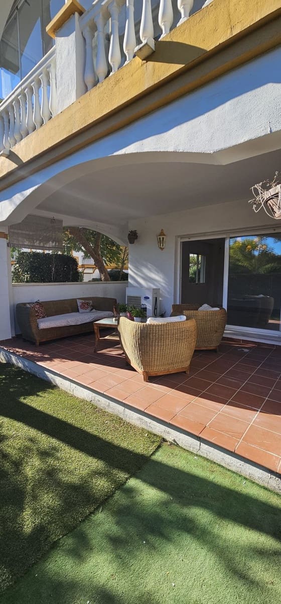 Apartamento de 3 habitaciones en Marbella en venta con piscina - 425.000 € (Ref: 9516456)