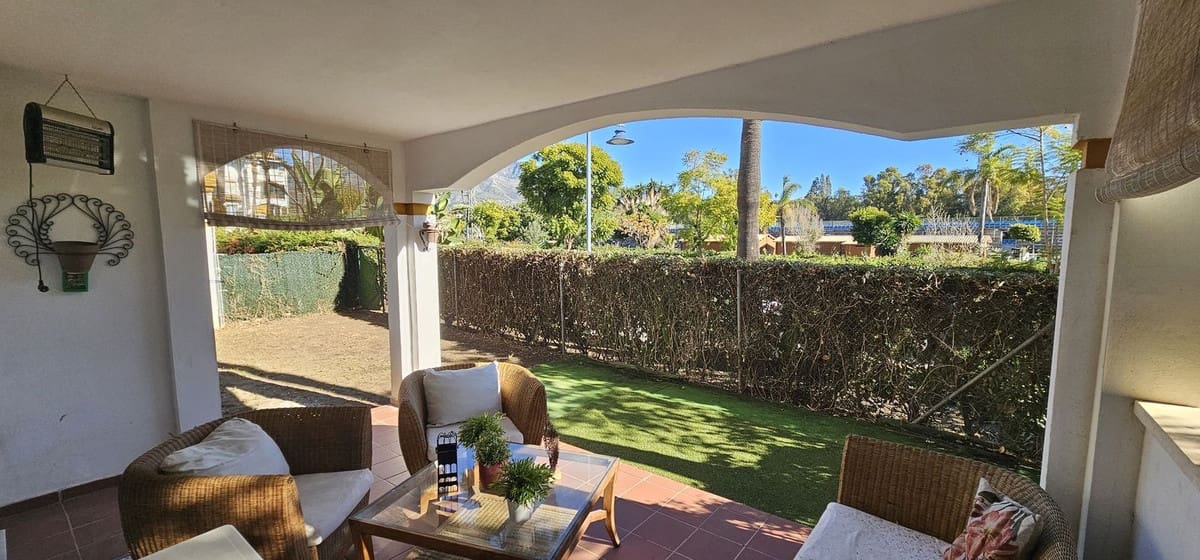 Apartamento de 3 habitaciones en Marbella en venta con piscina - 425.000 € (Ref: 9516456)