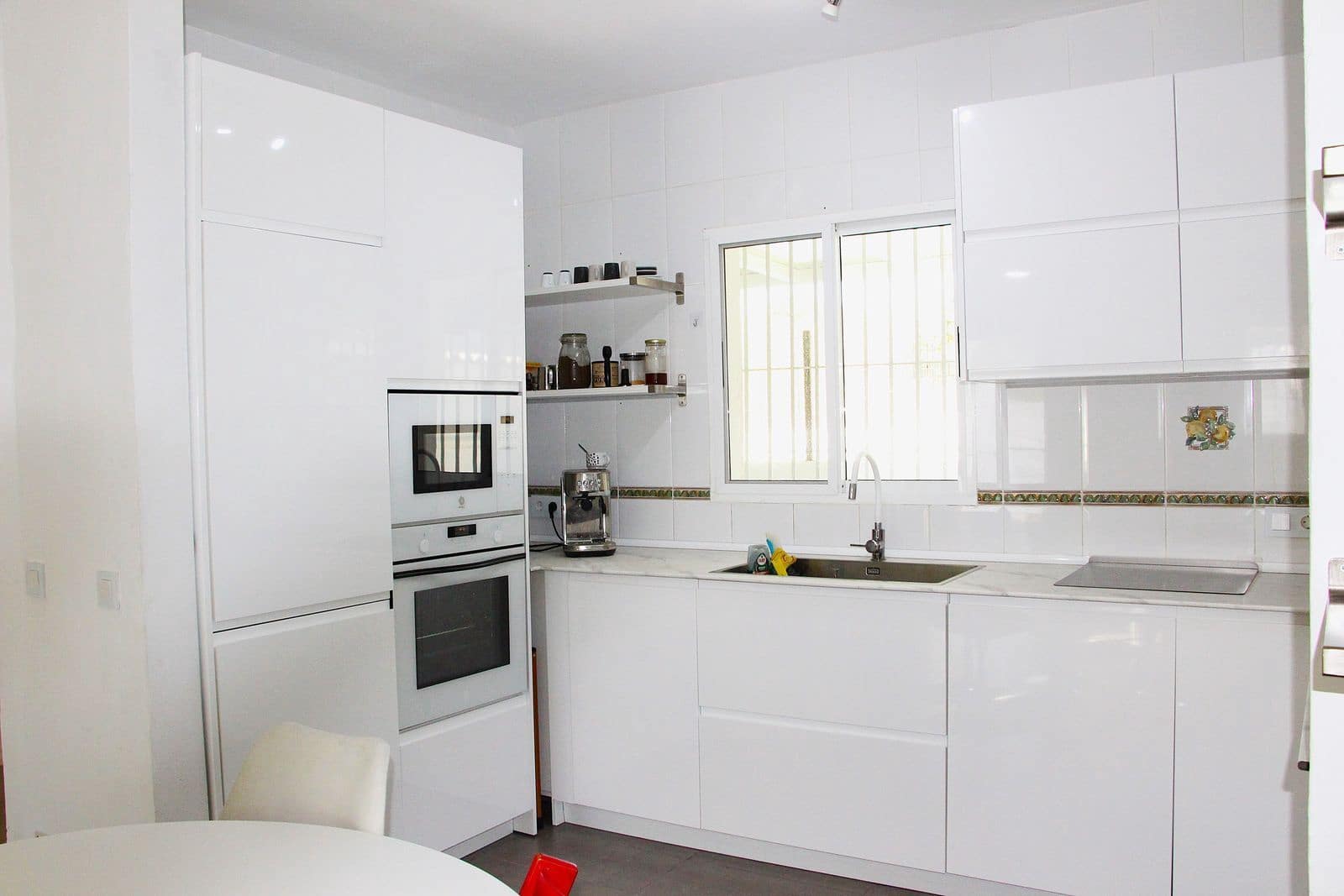 2 bedroom Villa for sale in Coin with pool garage - € 459,000 (Ref: 9516461)